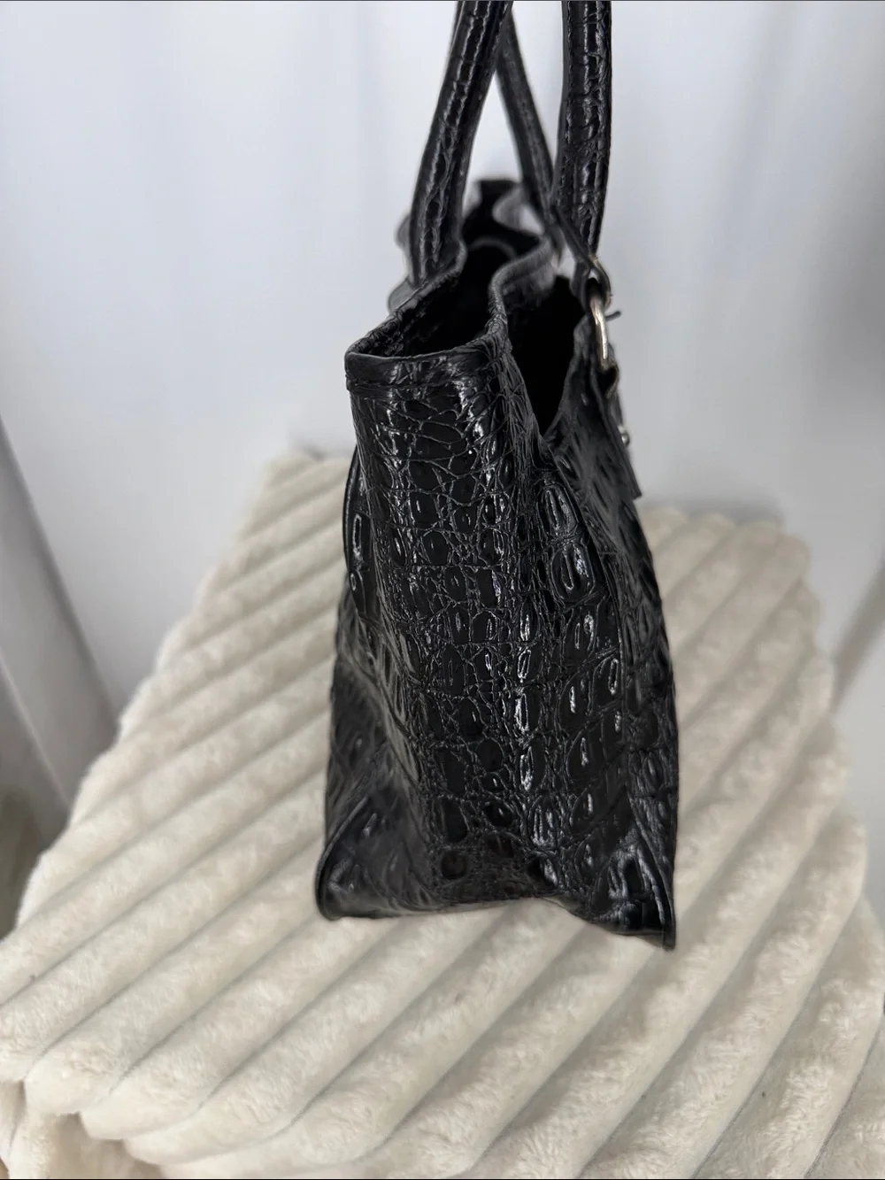 Vtg Y2K Nine West Black Croc-Embossed Structured Tote